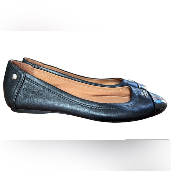 COACH Chelsea Black Matte Calf Leather Patent Cap Toe Silver Logo Flats Size 7 - Picture 2 of 15